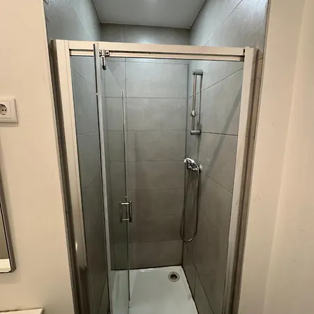 ゲストハウス Arroios Rest